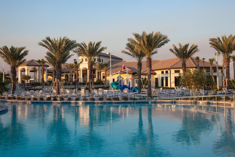 Championsgate 885