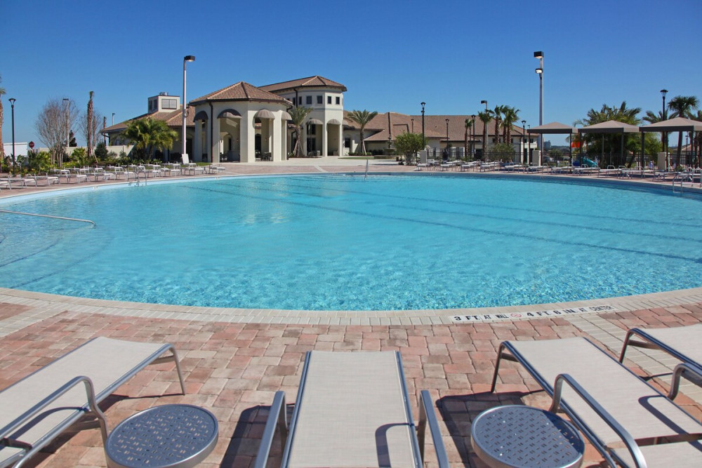 Championsgate 885