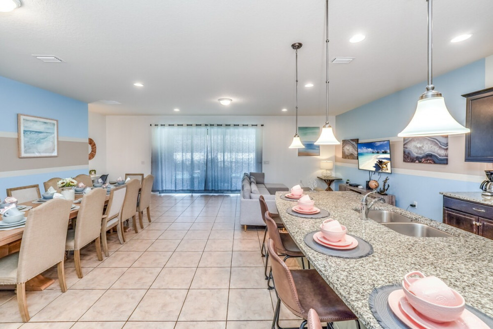 Windsor at Westside 1274