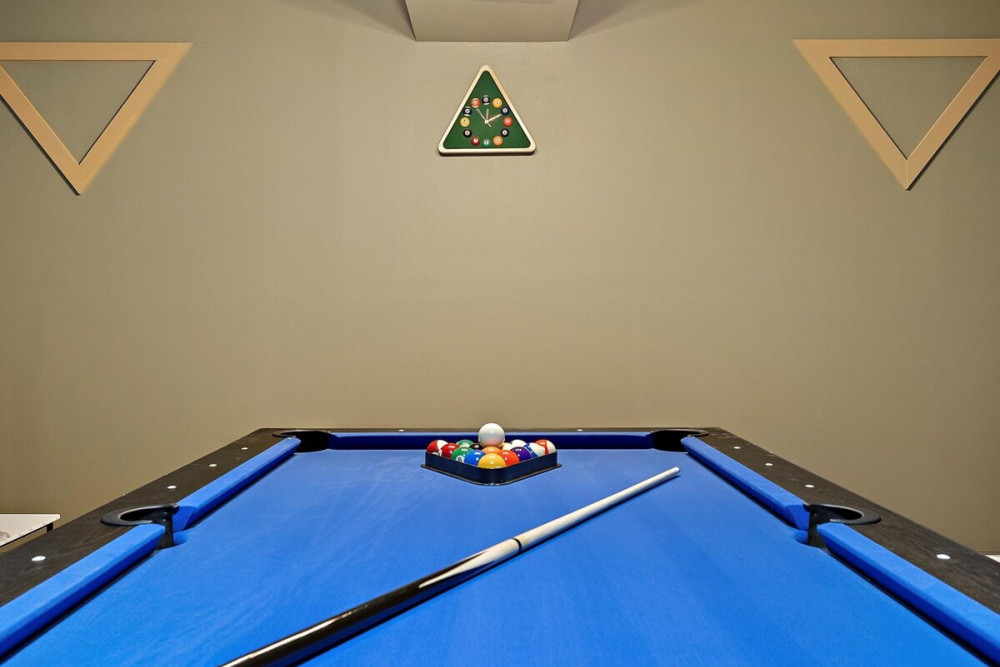 Windsor Island Resort 402