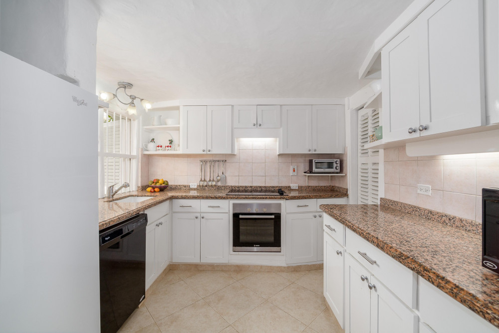 Merlin Bay 8, Secret Garden