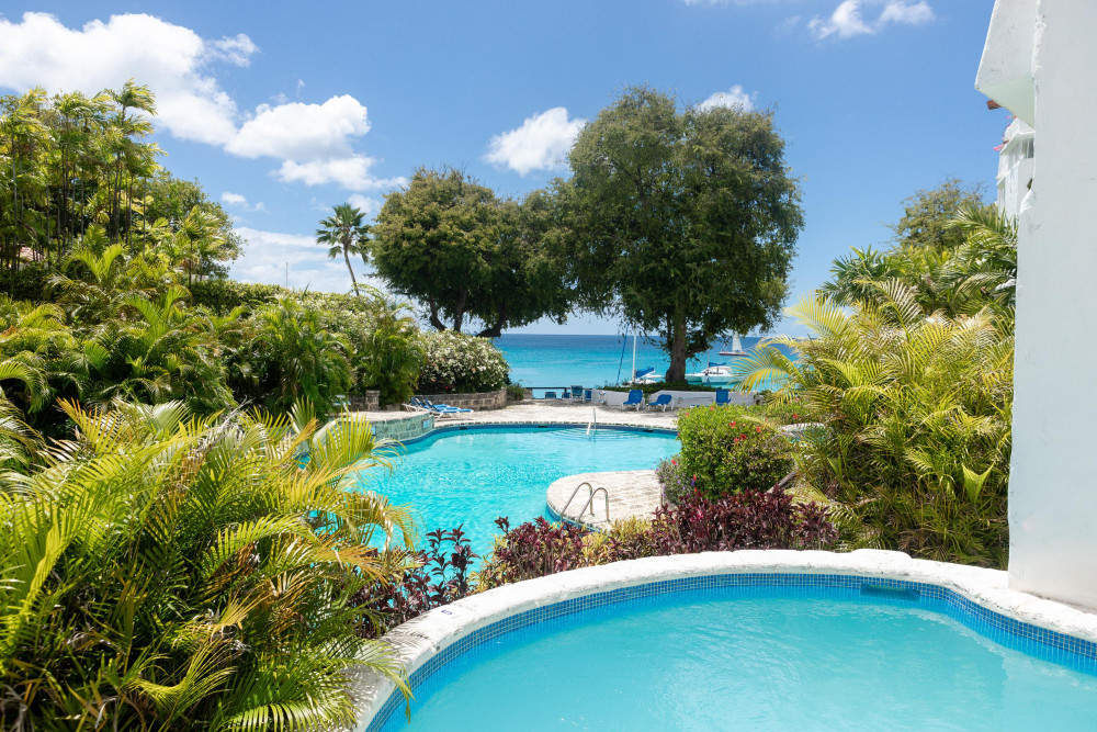 Merlin Bay, Nutmeg 1