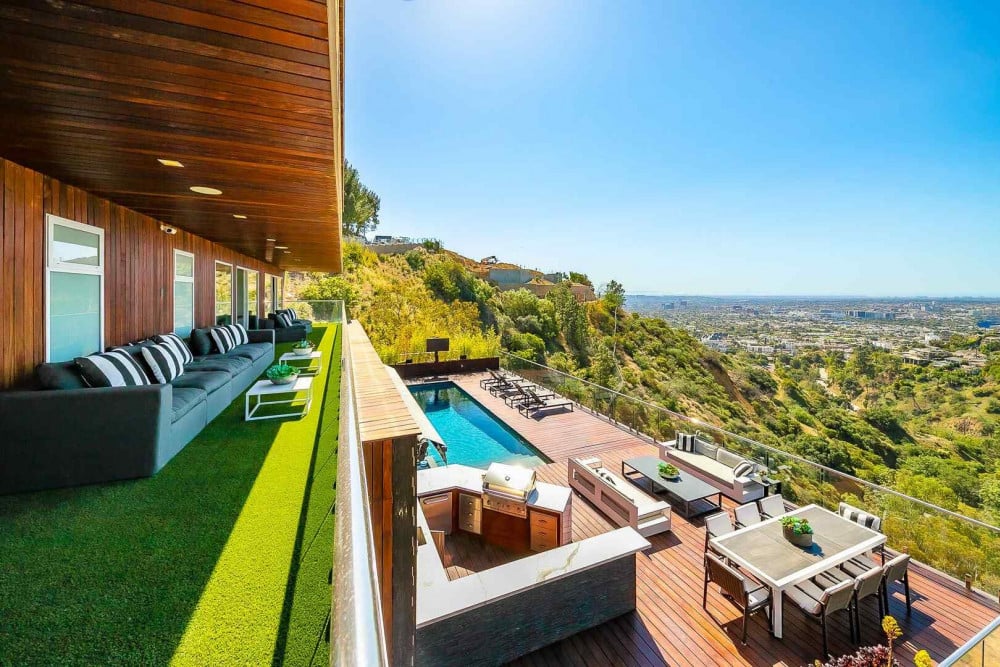 Hollywood Hills 8