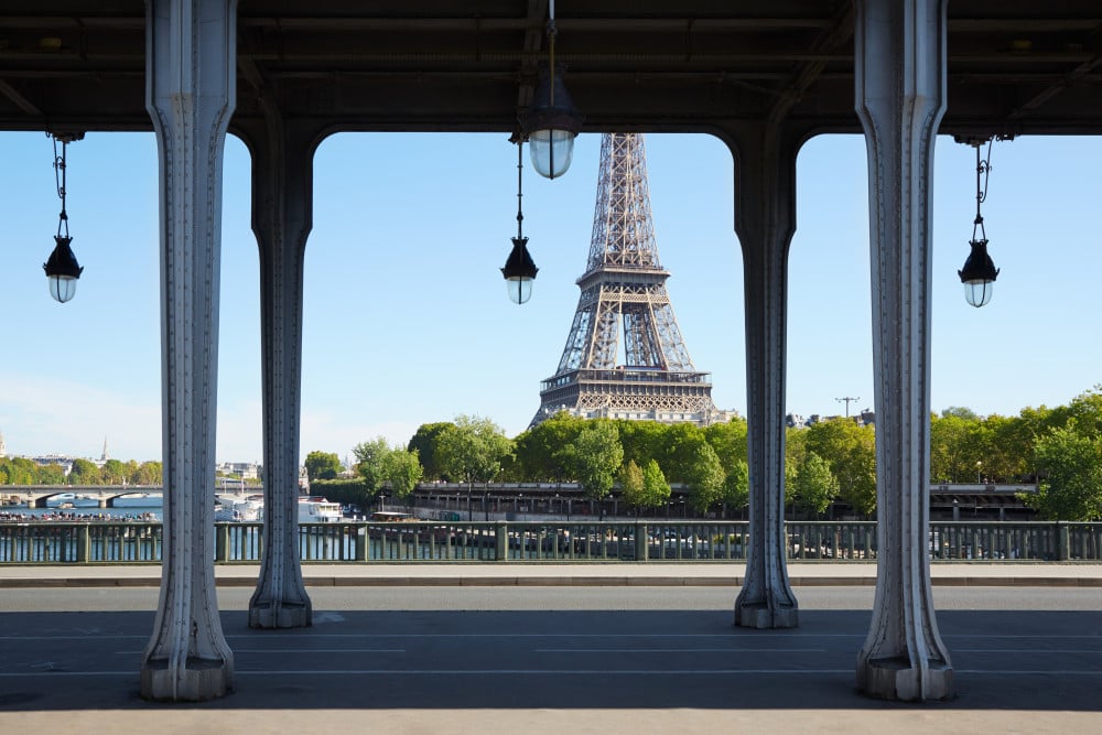 Transcendent on the Trocadero