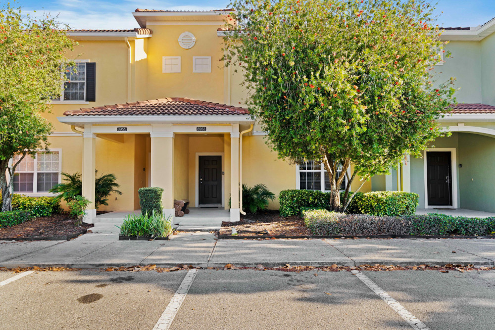 Paradise Palms Resort 390