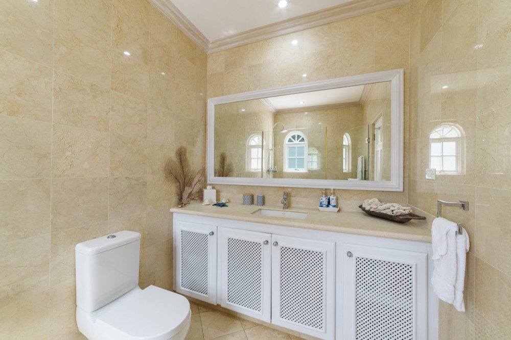 Sugar Hill - Halfway Tree