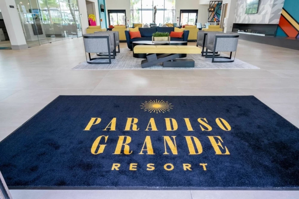 Paradiso Grande 33