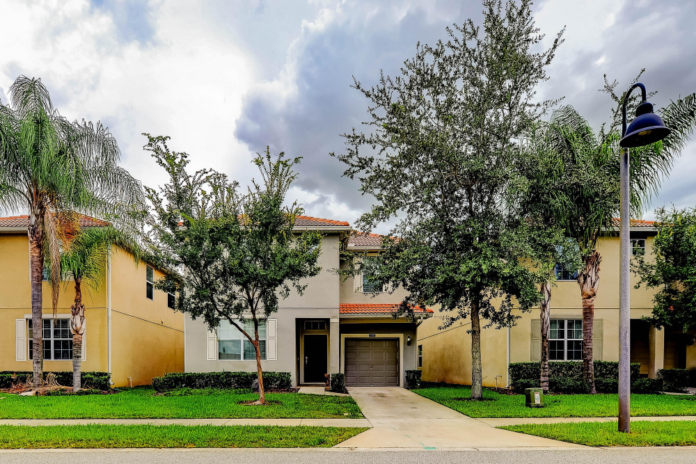 Paradise Palms Resort 395