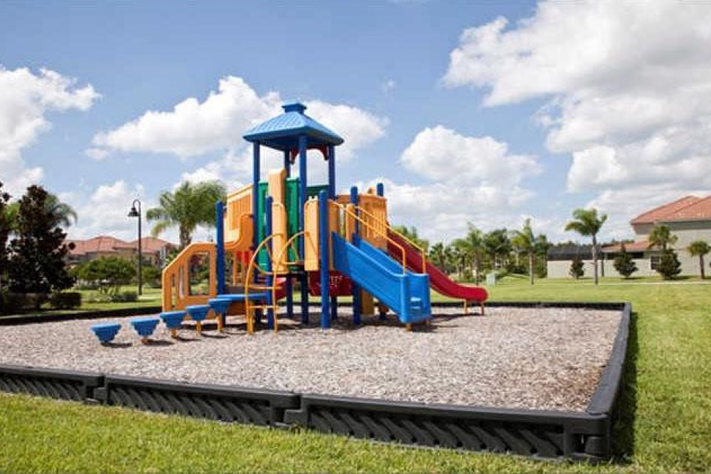 Paradise Palms Resort 395