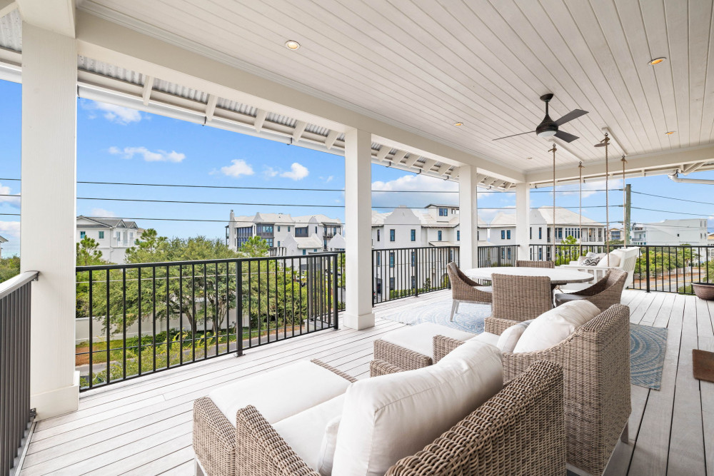 Seagrove 62