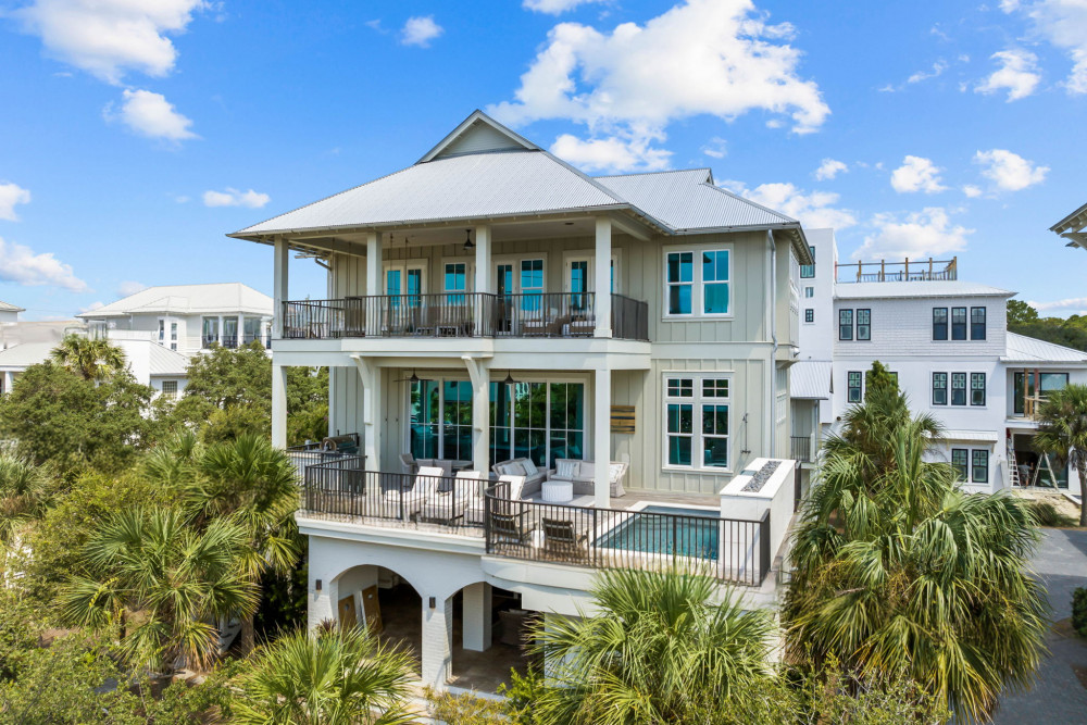 Seagrove 62