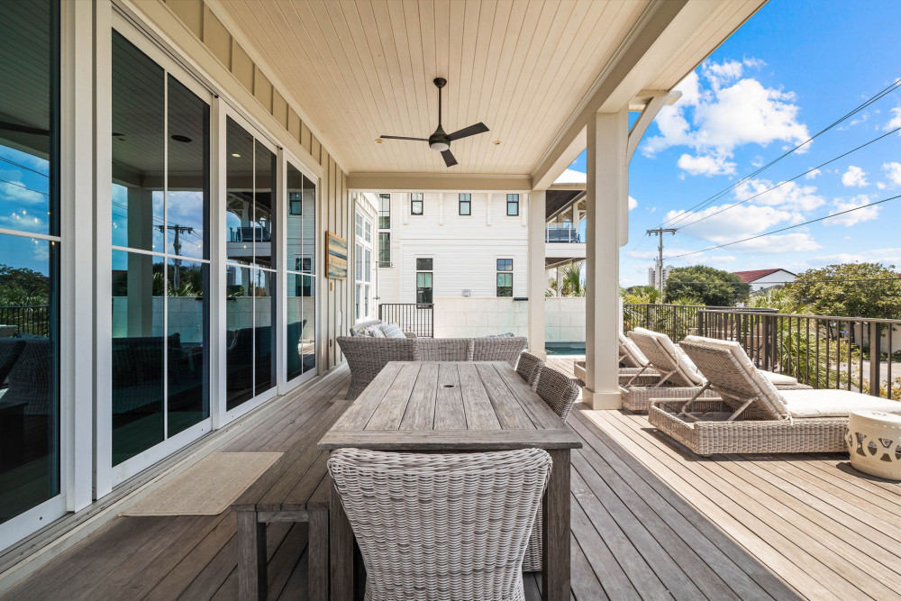 Seagrove 62