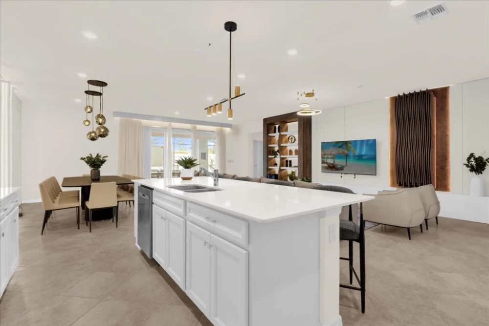 Windsor Cay 25