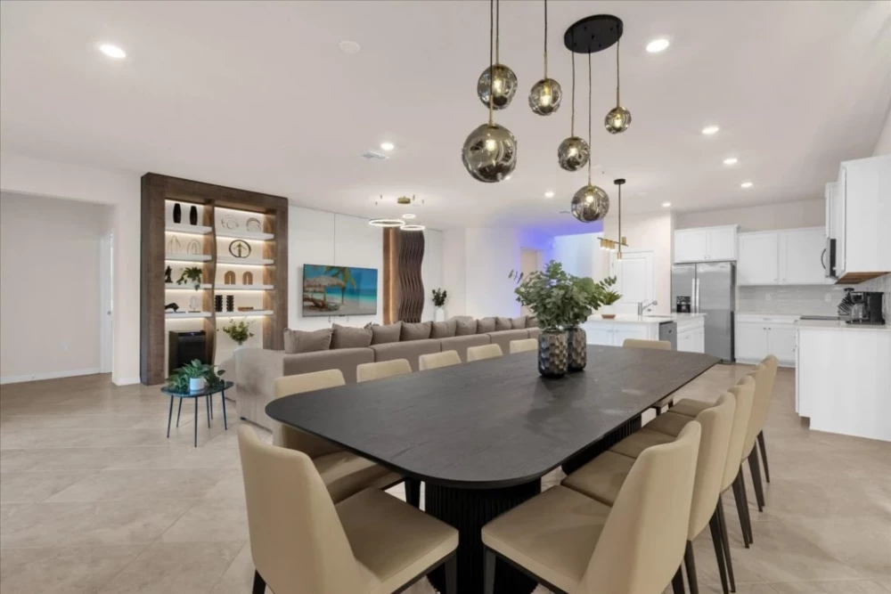 Windsor Cay 25