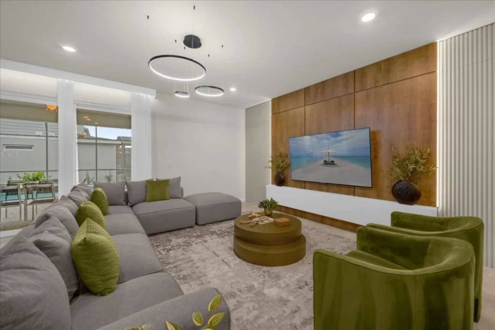 Windsor Cay 27