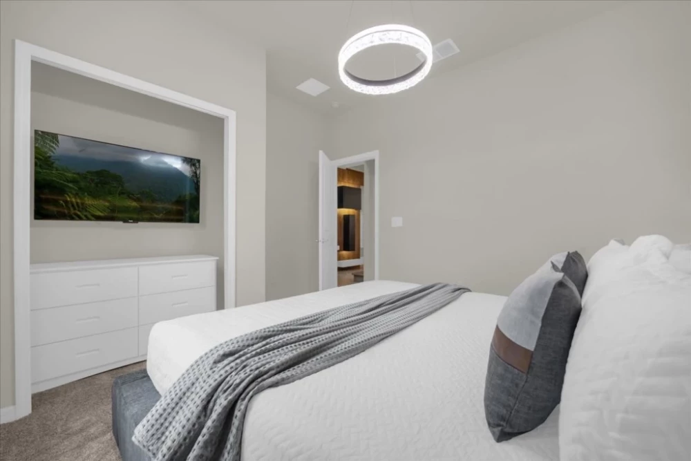 Windsor Cay 27