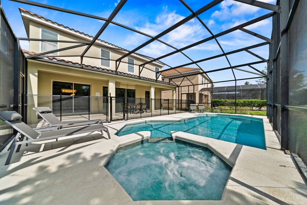 Solterra Resort 1000