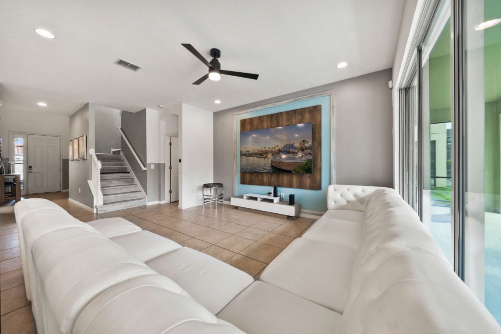 Solterra Resort 1000