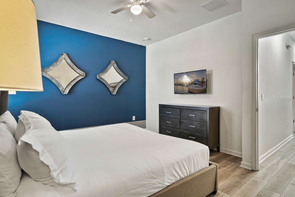 Solterra Resort 1000