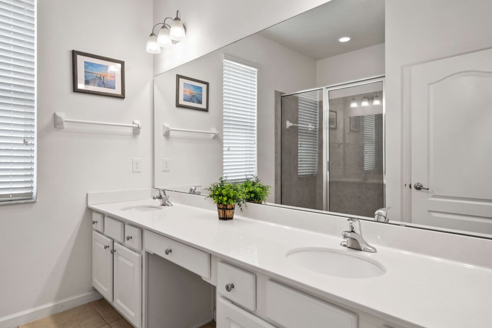 Solterra Resort 1000