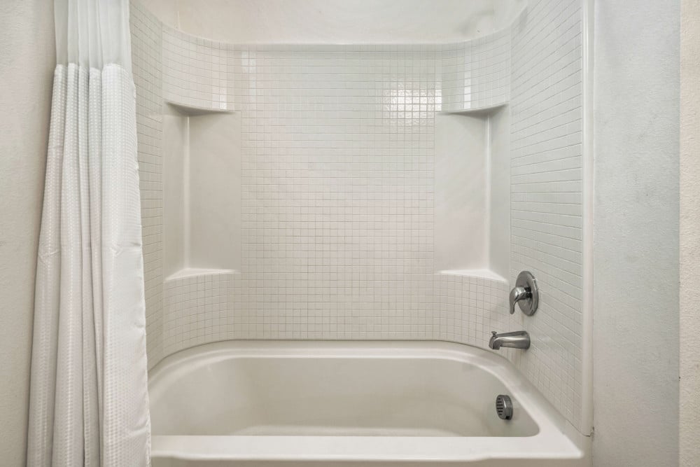 Solterra Resort 1000