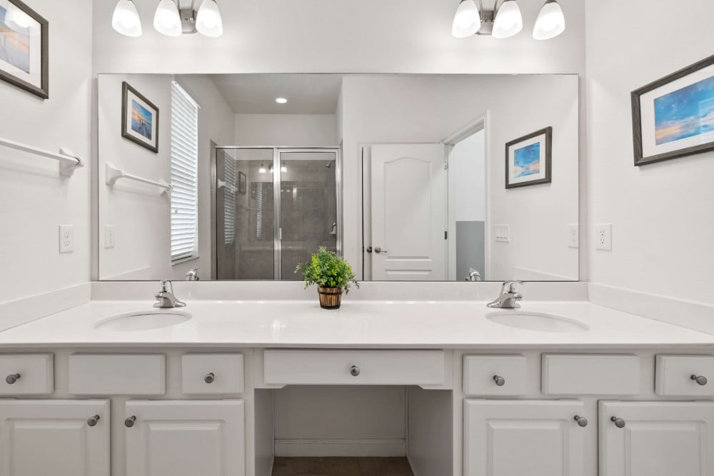 Solterra Resort 1000