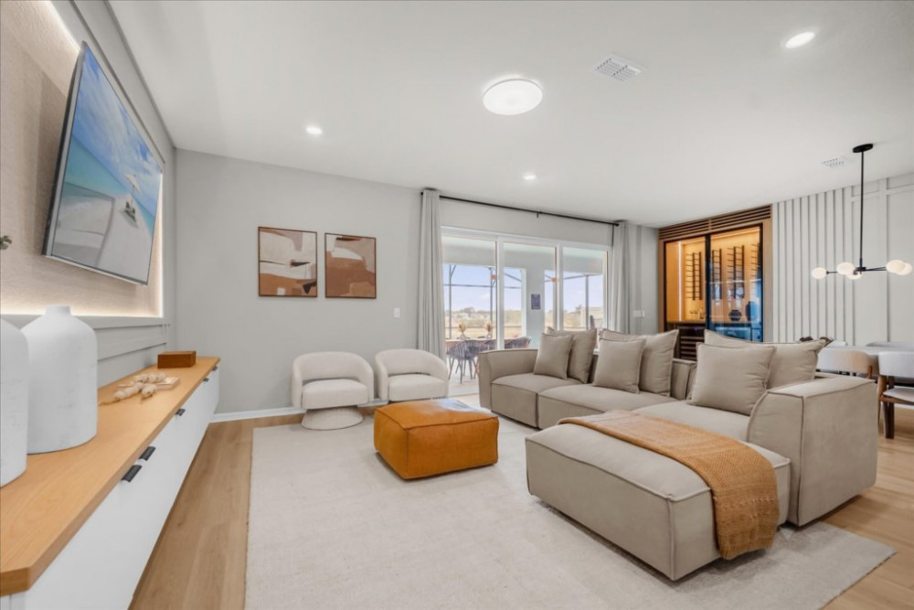 Windsor Cay 12