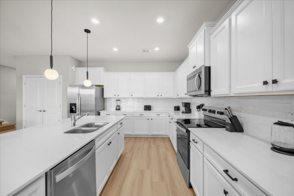 Windsor Cay 12