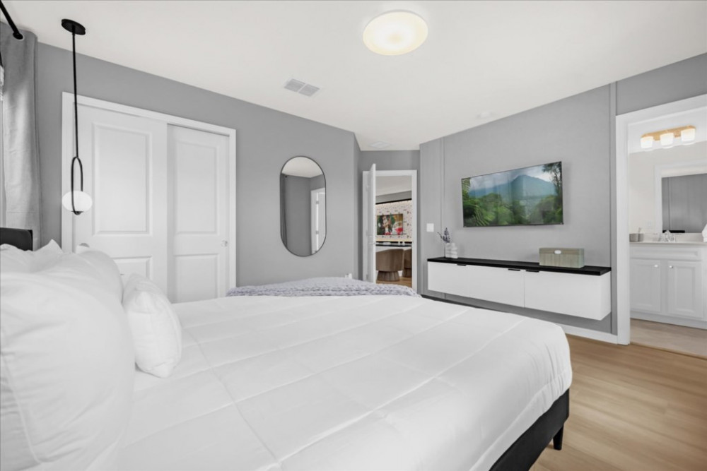 Windsor Cay 12
