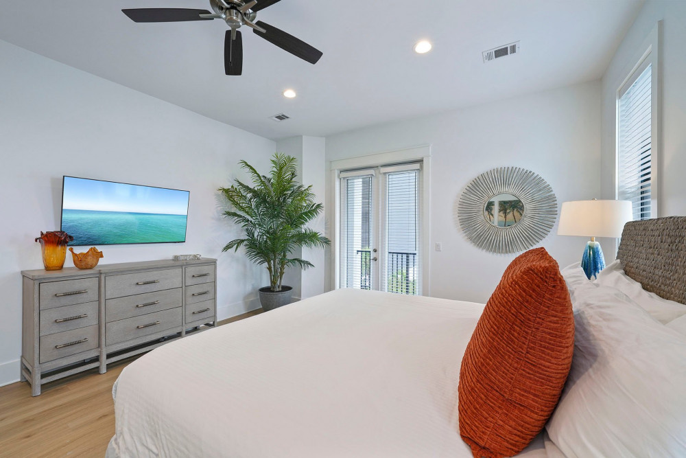 Miramar Beach 169