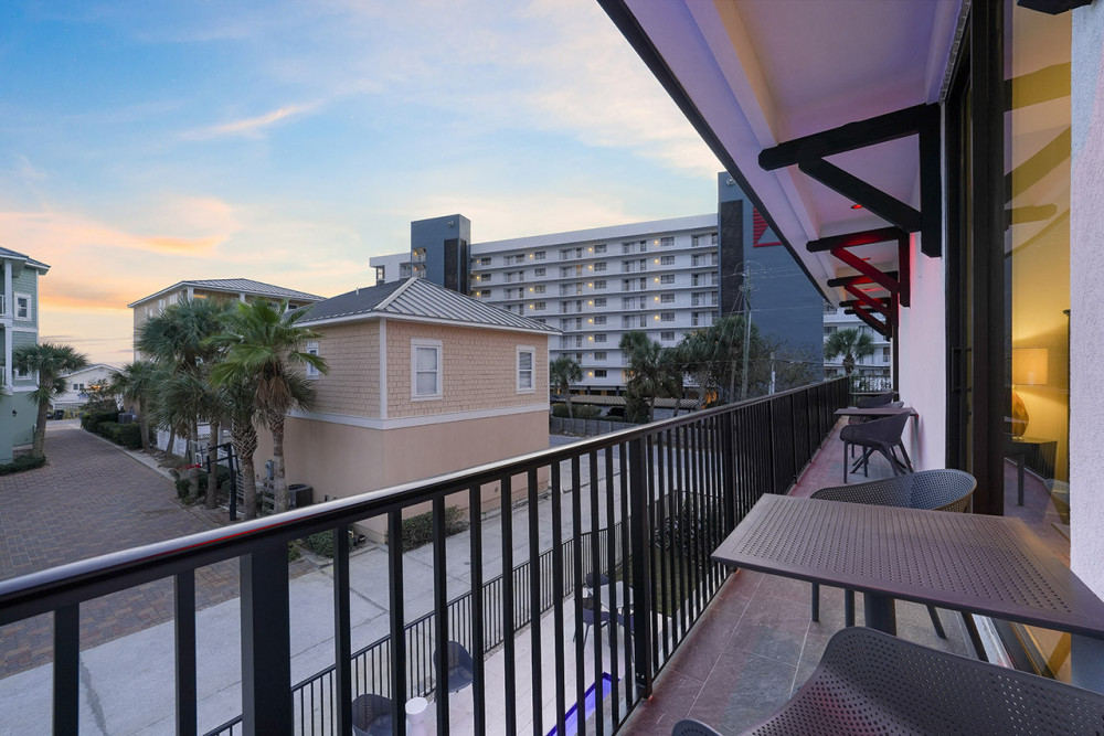 Miramar Beach 169