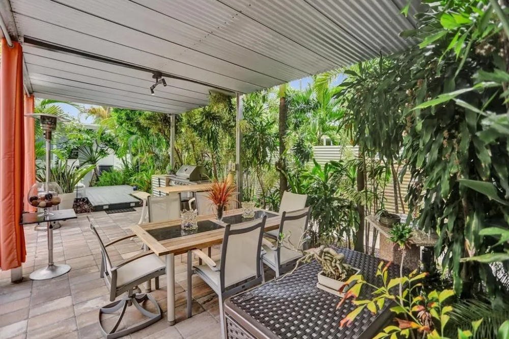Fort Lauderdale 102