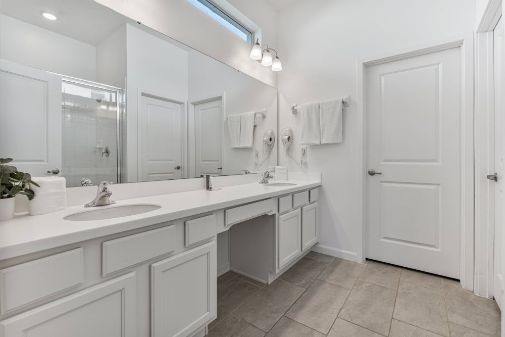 Bella Vida Resort 247