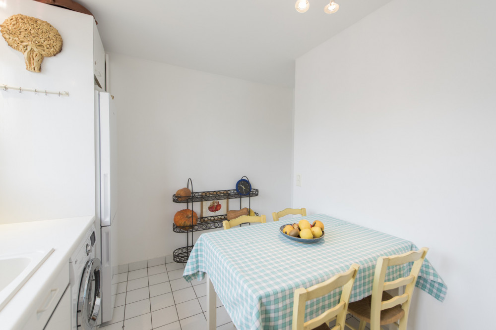 Apartment near Pont de Grenelle