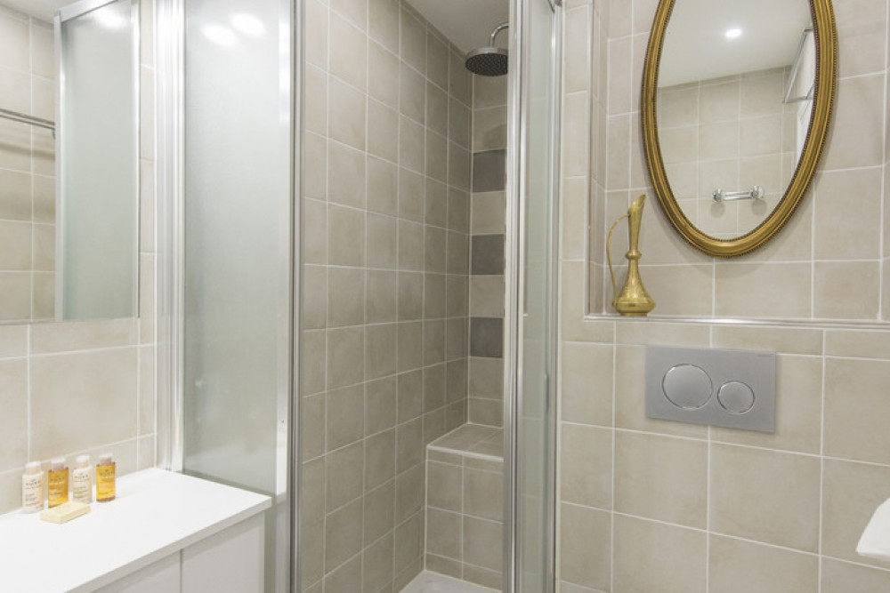 Apartment near Pont de Grenelle