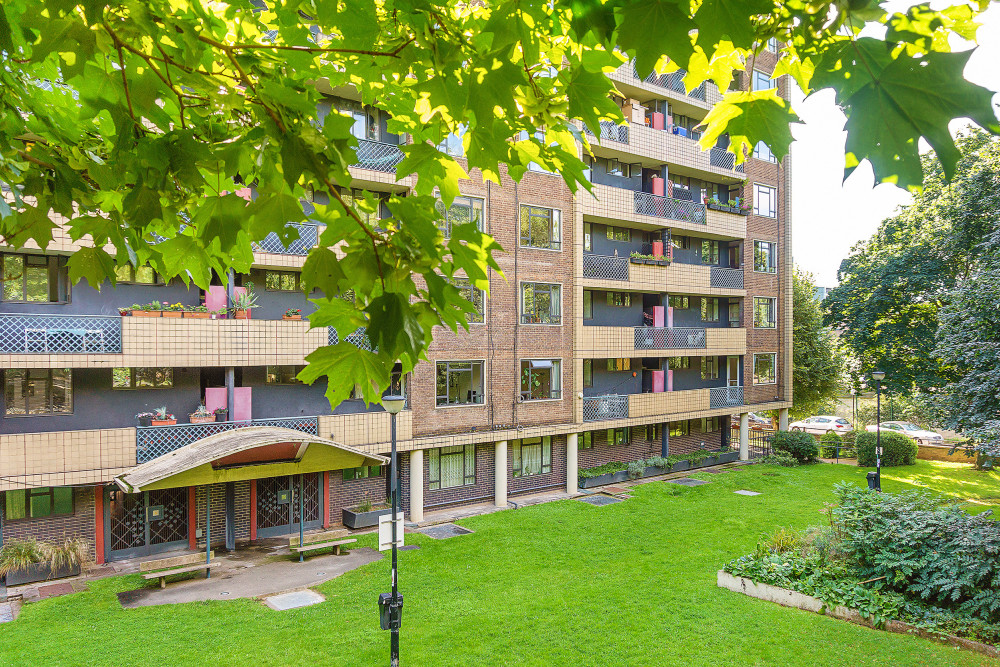 Thirties Icon By Sadler's Wells