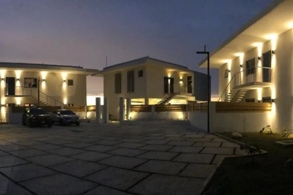 Villa Santosha
