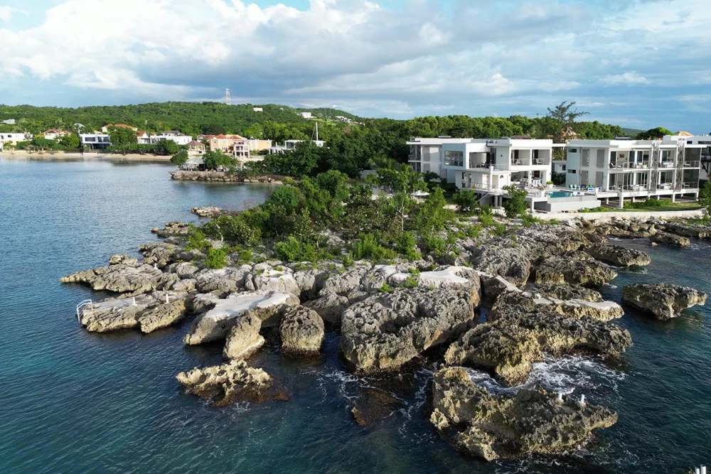 Villa Santosha