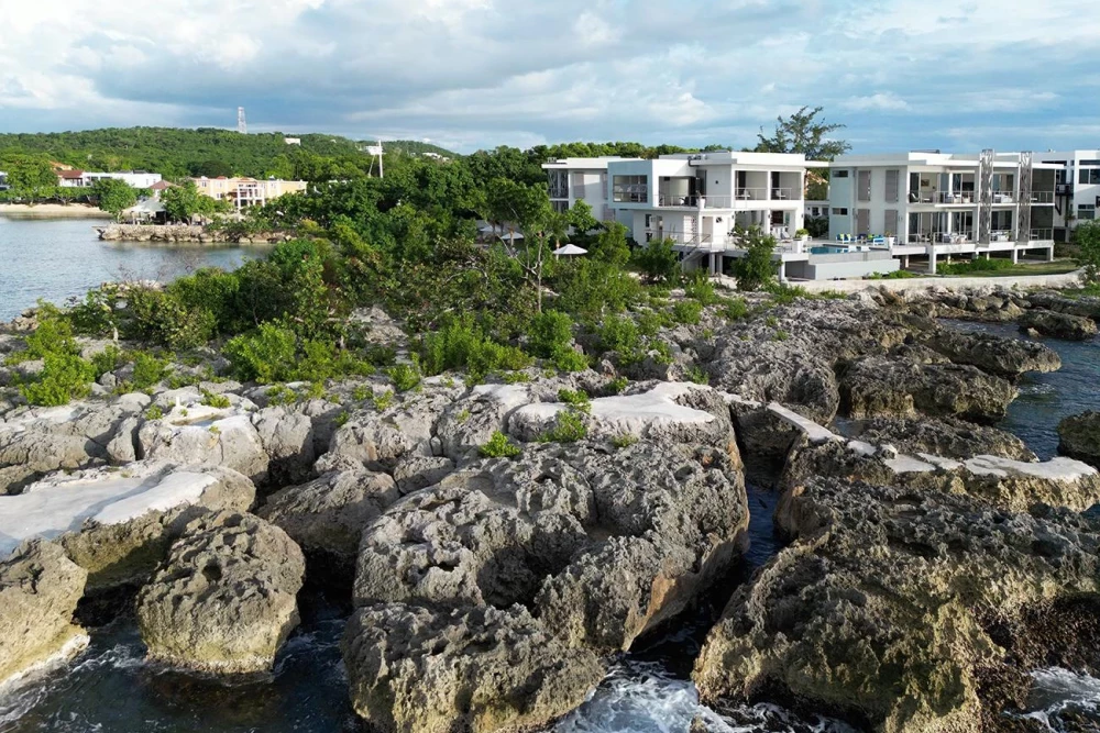 Villa Santosha
