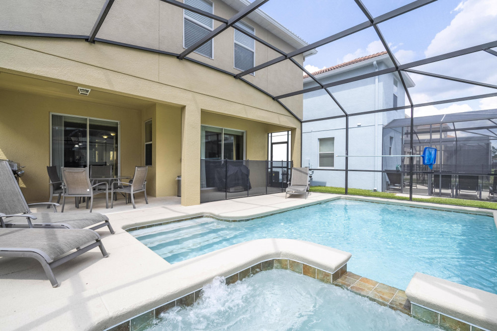 Paradise Palms Resort 100