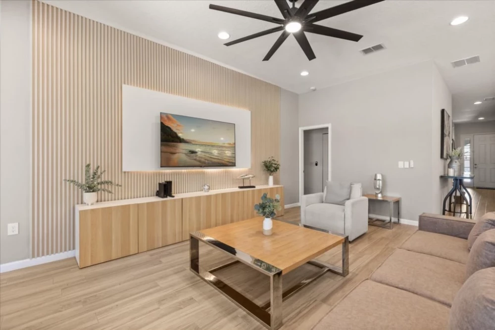 Solterra Resort 347