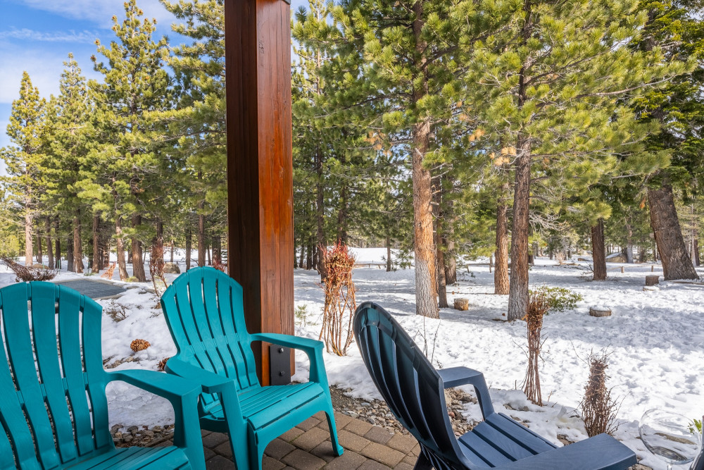 Mammoth Lakes 93