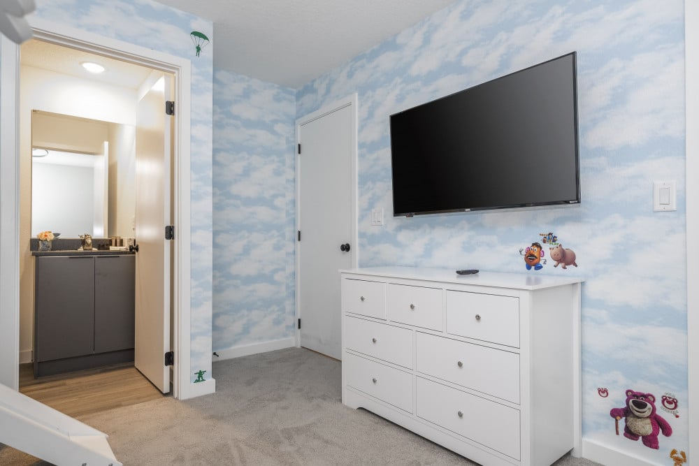 The Hub at Westside 7