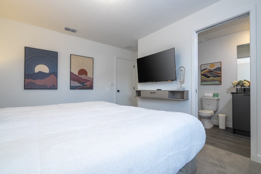 The Hub at Westside 7