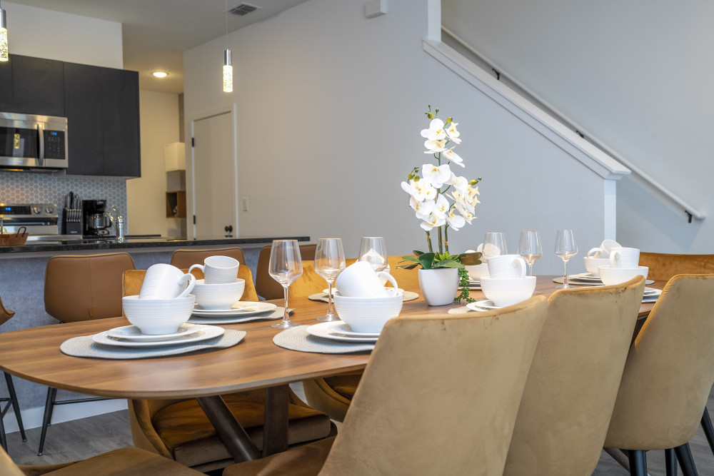 The Hub at Westside 7