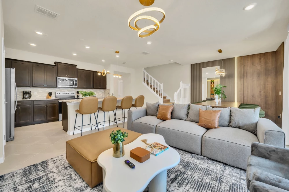 Windsor Cay 18