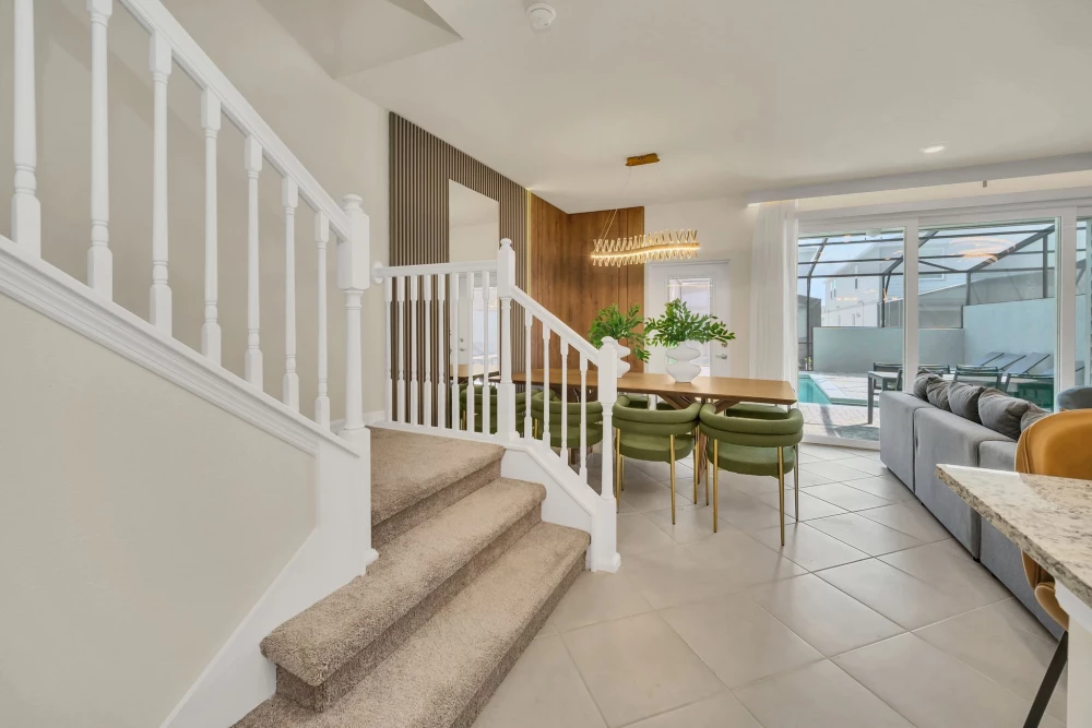 Windsor Cay 18