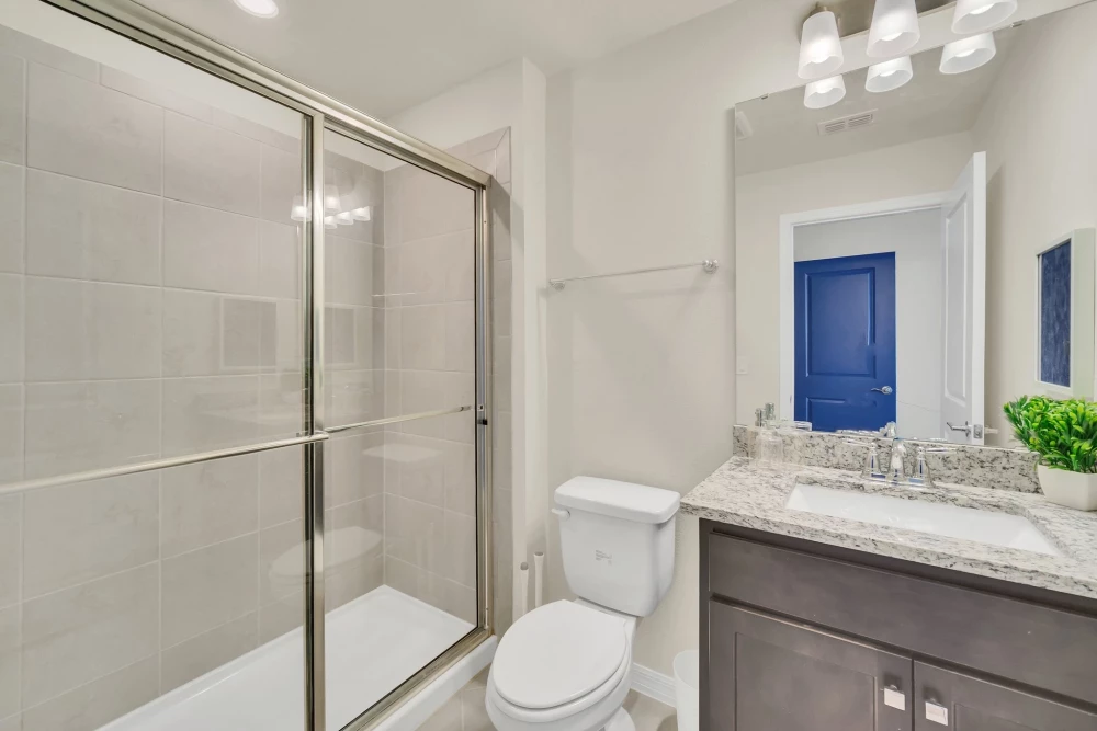 Windsor Cay 18