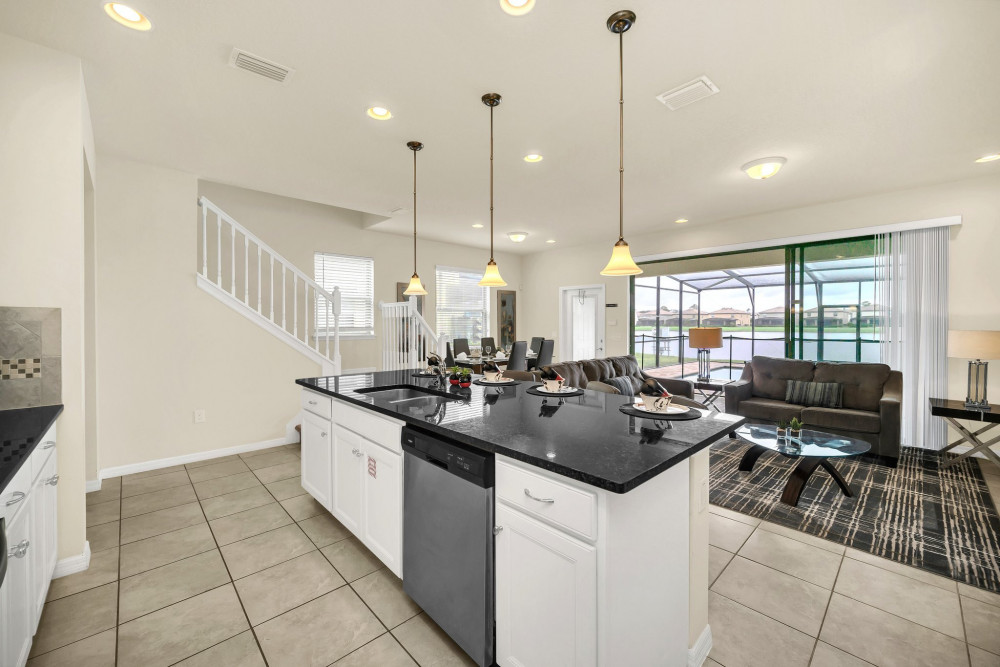 Windsor at Westside 355