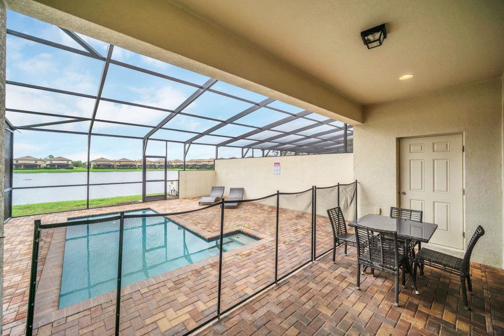 Windsor at Westside 355